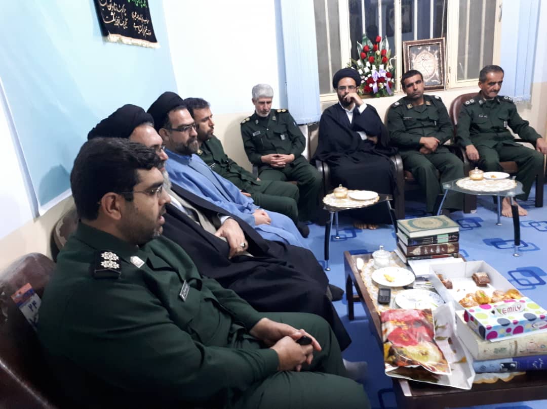 دیدار کارکنان ناحیه مقاومت بسیج با امام جمعه دهدشت