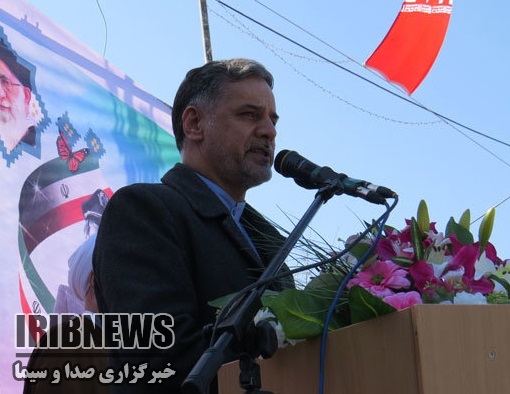 عزت و استقلال دستاورد بزرگ انقلاب اسلامی عزت و استقلال دستاورد بزرگ انقلاب اسلامی