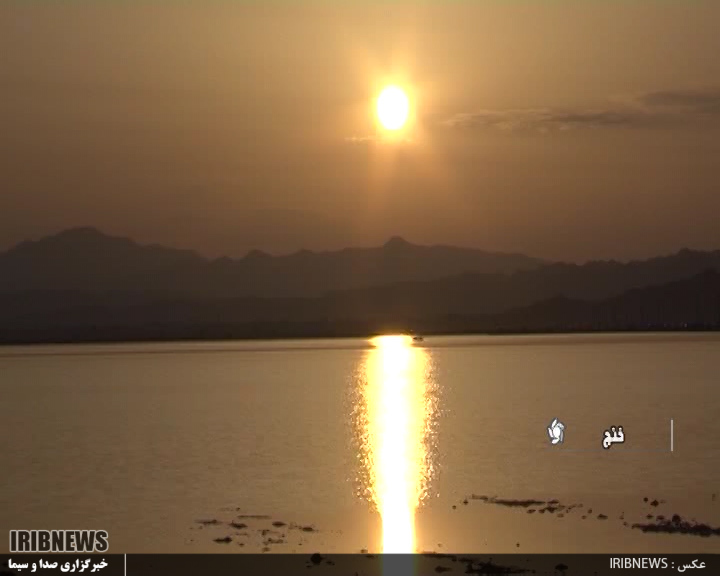 دریاچه فصلی خنج، میزبان گردشگران