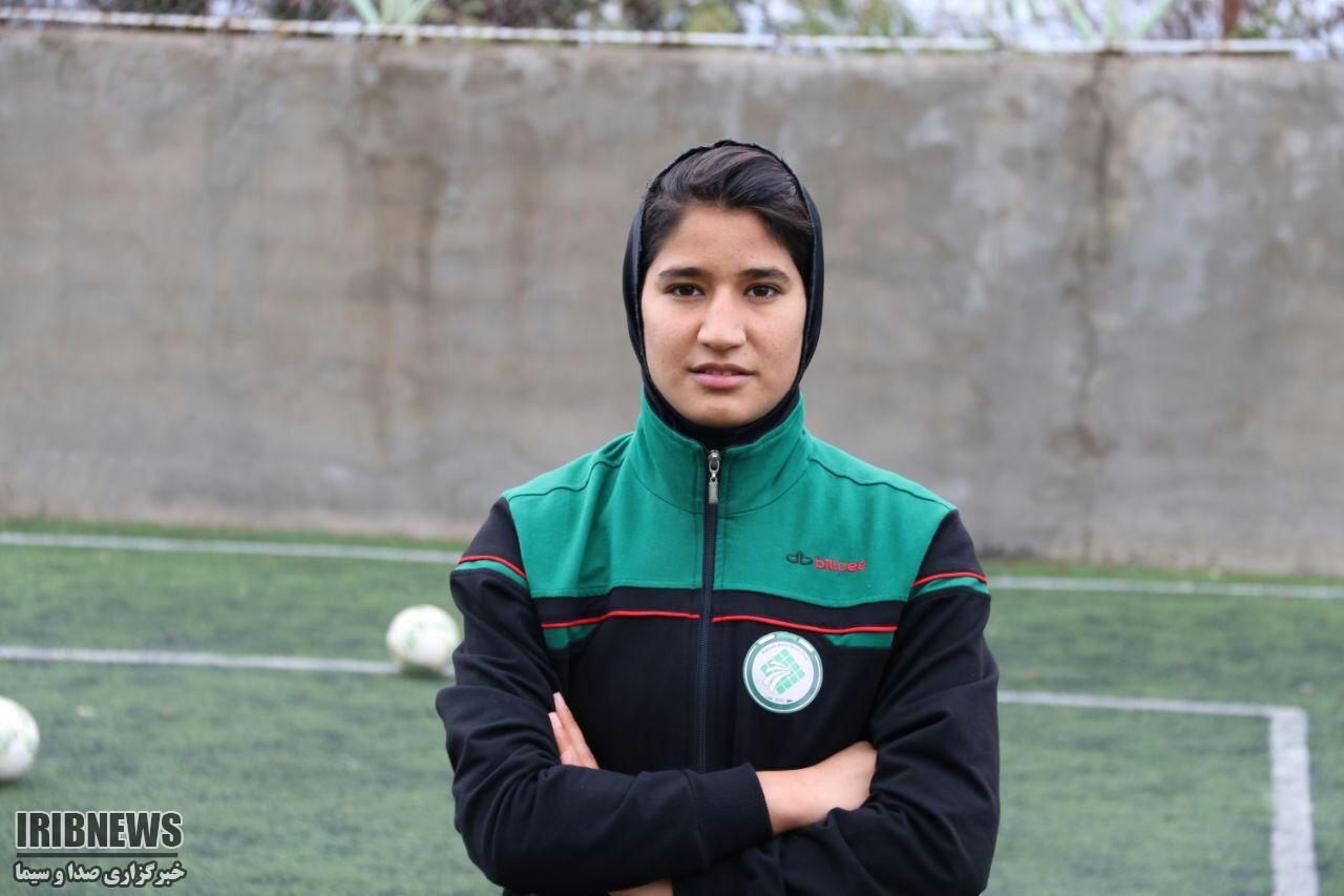 فوتبالیست کُردستانی به روسیه سفر کرد فوتبالیست کُردستانی به روسیه سفر کرد