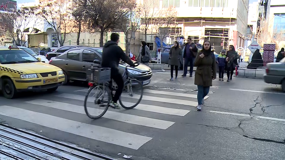 علائمی که به حاشیه رانده شده اند