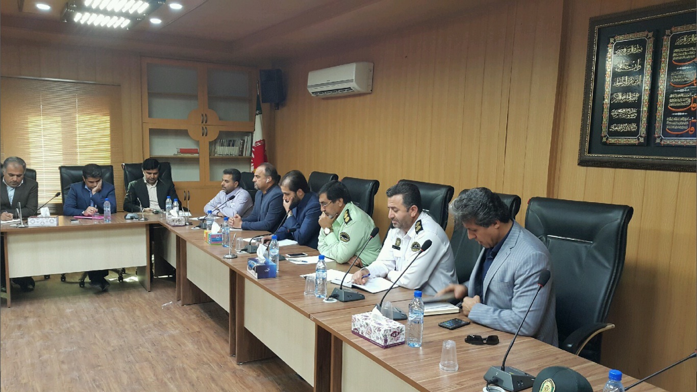 نشست هم اندیشی و مقابله با زمین خواری در آبادان نشست هم اندیشی و مقابله با زمین خواری در آبادان