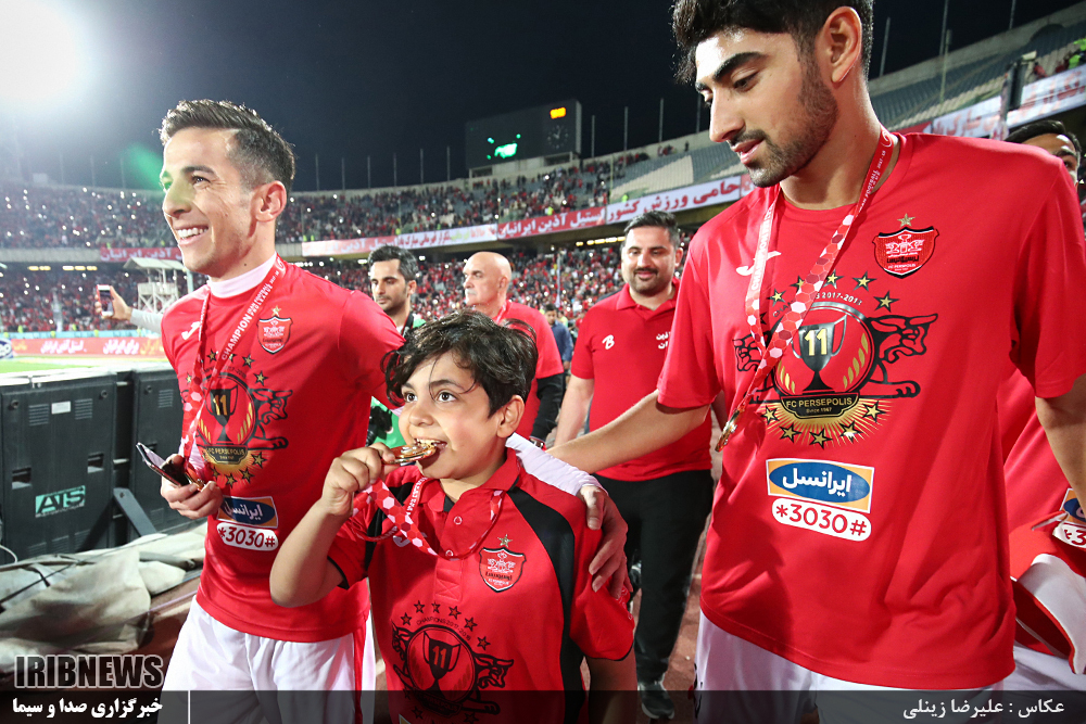 خانواده مرحوم نوروزی : ممنونیم، در حق هانی پدری کردید