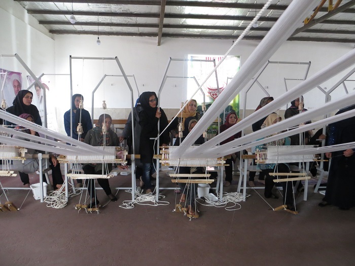 بهره مندی 150 هنرآموز از آموزشهای صنایع دستی