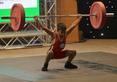 پایان رقابت وزنه برداران نونهال و نوجوان گیلان