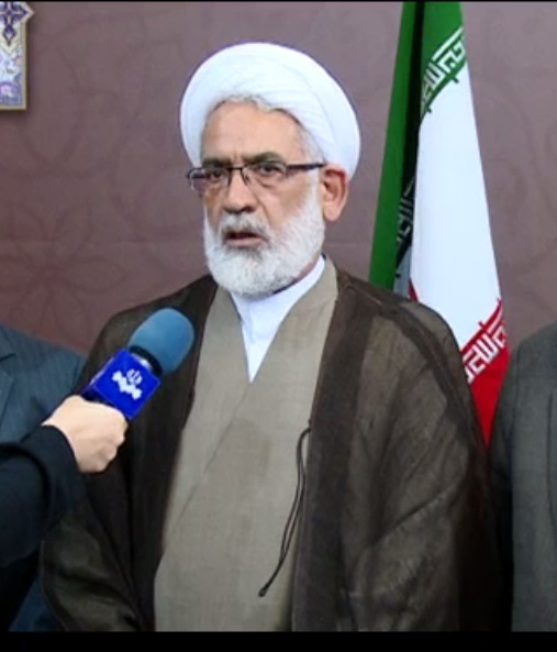 با مفسدین اقتصادی بر اساس قانون برخورد قاطع می شود