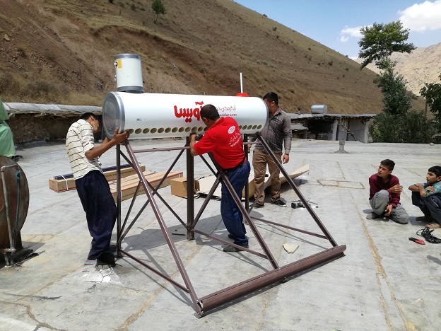 نصب 60 دستگاه آبگرمکن خورشیدی در فریدونشهر نصب 60 دستگاه آبگرمکن خورشیدی در فریدونشهر