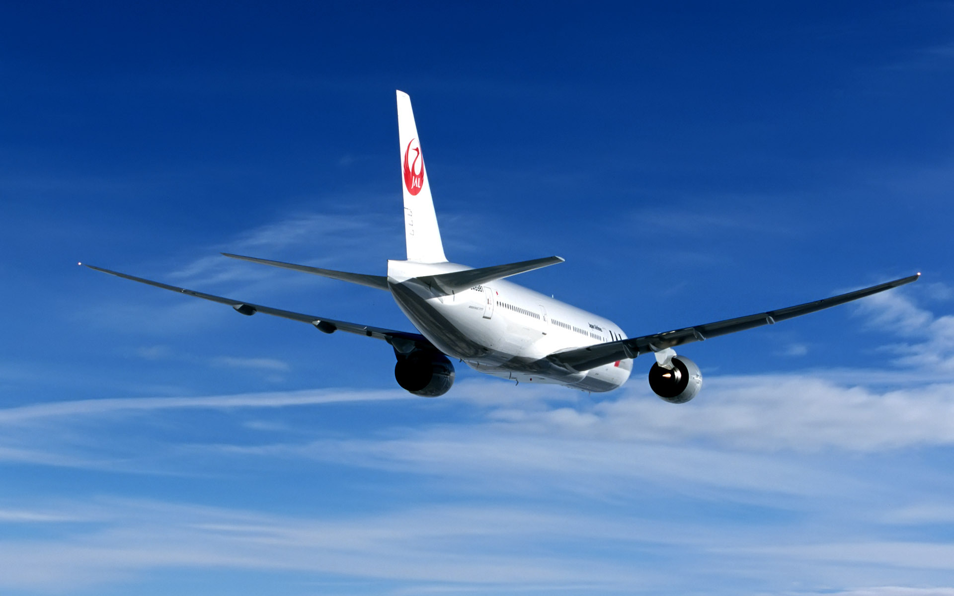 نقص فنی عامل تاخیر در پرواز مشهد به اراک