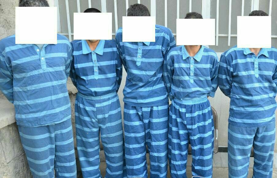 دستگیری باند سارقان لوازم داخل خودرو و کشف 24 فقره سرقت در نیشابور