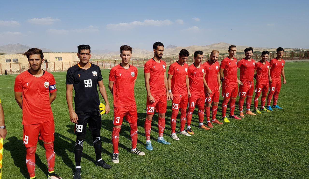 پیروزی تیم آوالان کامیاران در لیگ دسته دو پیروزی تیم آوالان کامیاران در لیگ دسته دو