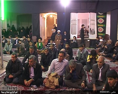 آئین سنتی روضه خوانی در حسینیه ایران