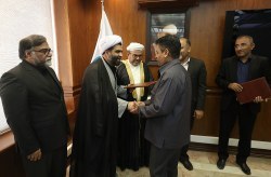 معرفی رییس جدید کمیته امداد جزیره کیش معرفی رییس جدید کمیته امداد جزیره کیش