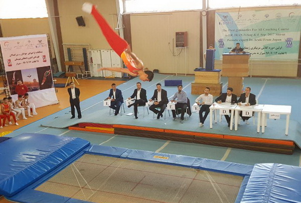 مرکزی در رتبه سوم مسابقات ترامپولین
