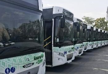 رونمایی از 50 اتوبوس شهری اراک