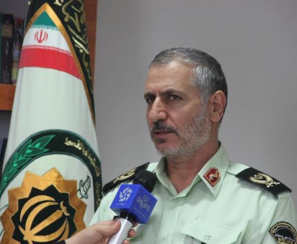 قاچاقچی تلفن همراه در دام پلیس کوار قاچاقچی تلفن همراه در دام پلیس کوار