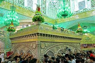 تشرف گروهی از شیعیان جنوب لبنان به حرم رضوی