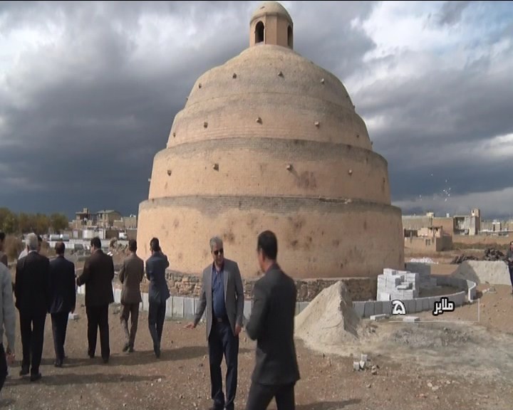 ساخت بوستان و محوطه در یخدان میرفتاح ملایر ساخت بوستان و محوطه در یخدان میرفتاح ملایر