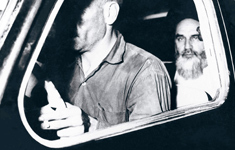 مخالفت امام خمینی(ره) با کاپیتولاسیون مخالفت امام خمینی(ره) با کاپیتولاسیون