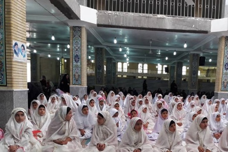 برگزاری جشن تکلیف 700 دانش آموز دختر دهدشتی