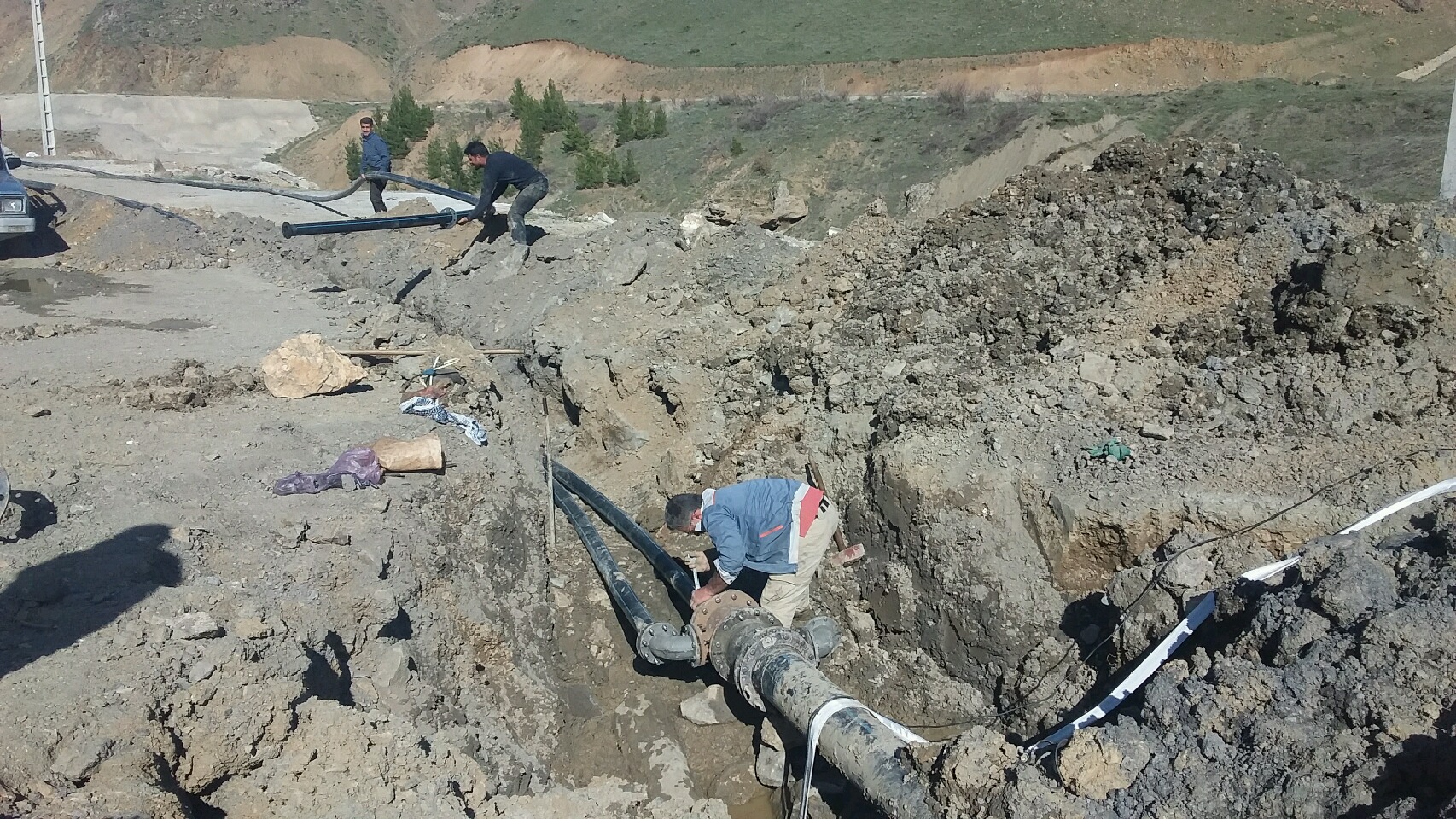 قطعی آب روستاهای پائین دست سراب گاماسیاب نهاوند قطعی آب روستاهای پائین دست سراب گاماسیاب نهاوند