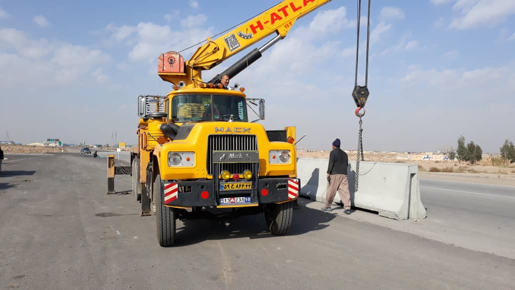 افتتاح 14 کیلو متر از باند دوم جاده کاشان –بادرود