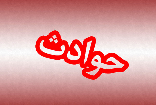 واژگونی وانت پیکان در بزرگراه آزادگان واژگونی وانت پیکان در بزرگراه آزادگان