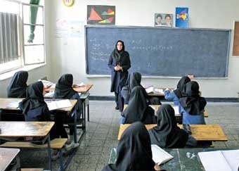 دشمن شناسی را در سیستم آموزشی برجسته کنید