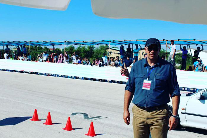 رئیس هیأت اتومبیلرانی کیش سفیر ایمنی جاده‌ها