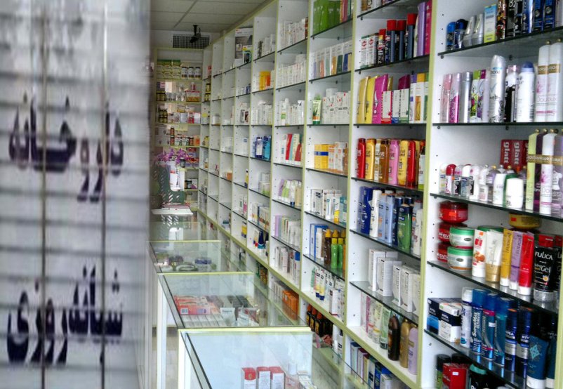تشکیل گشتهای ویژه نظارت بر داروخانهها در مهریز تشکیل گشتهای ویژه نظارت بر داروخانهها در مهریز