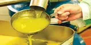 کشف 2 تن روغن غیربهداشتی در بوکان