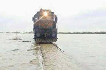 ترمیم و بازگشایی مسیر ریلی جنوب تا دو روز دیگر ترمیم و بازگشایی مسیر ریلی جنوب تا دو روز دیگر