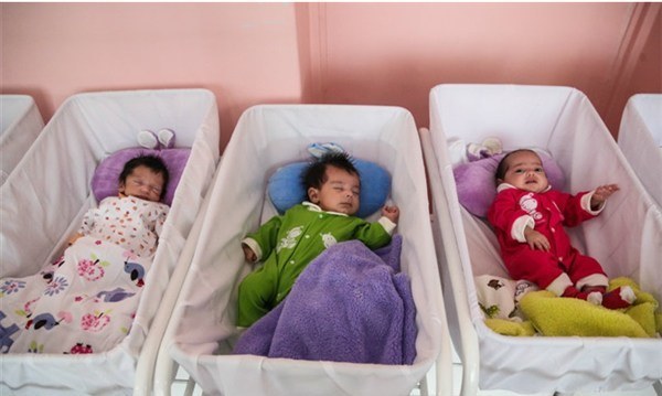 ۷۰۰ خانواده متقاضی فرزندخواندگی در فارس ۷۰۰ خانواده متقاضی فرزندخواندگی در فارس