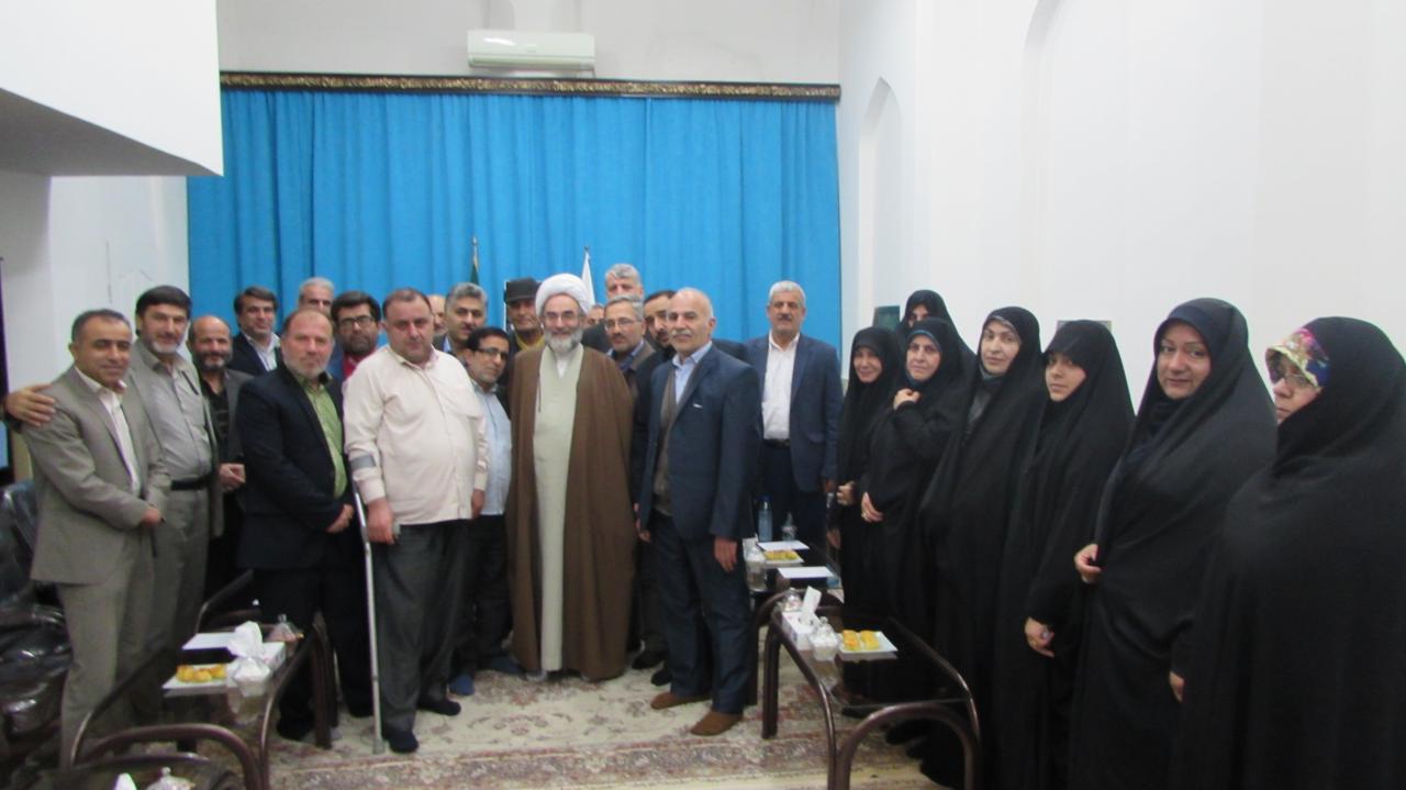 لزوم تشکیل سامانه مشاوره ایثارگران