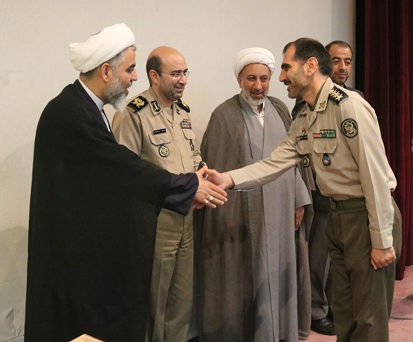 برگزاری مراسم تقدیر از اساتید نمونه قرآن کریم برگزاری مراسم تقدیر از اساتید نمونه قرآن کریم