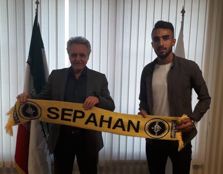 پیوستن دو بازیکن 20 و 21 ساله به طلایی پوشان