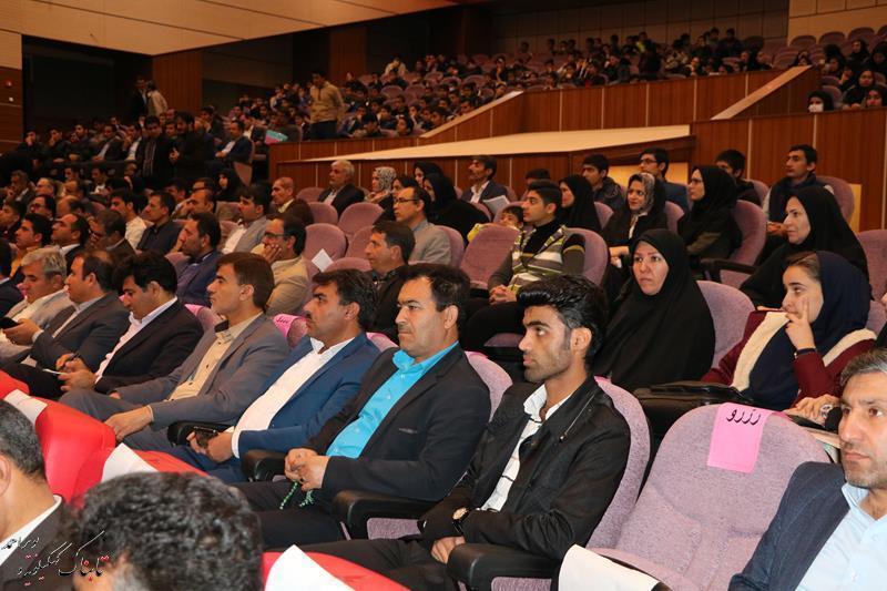 تجلیل از برترین های قرآنی کشوری و کنکور 98 چرام