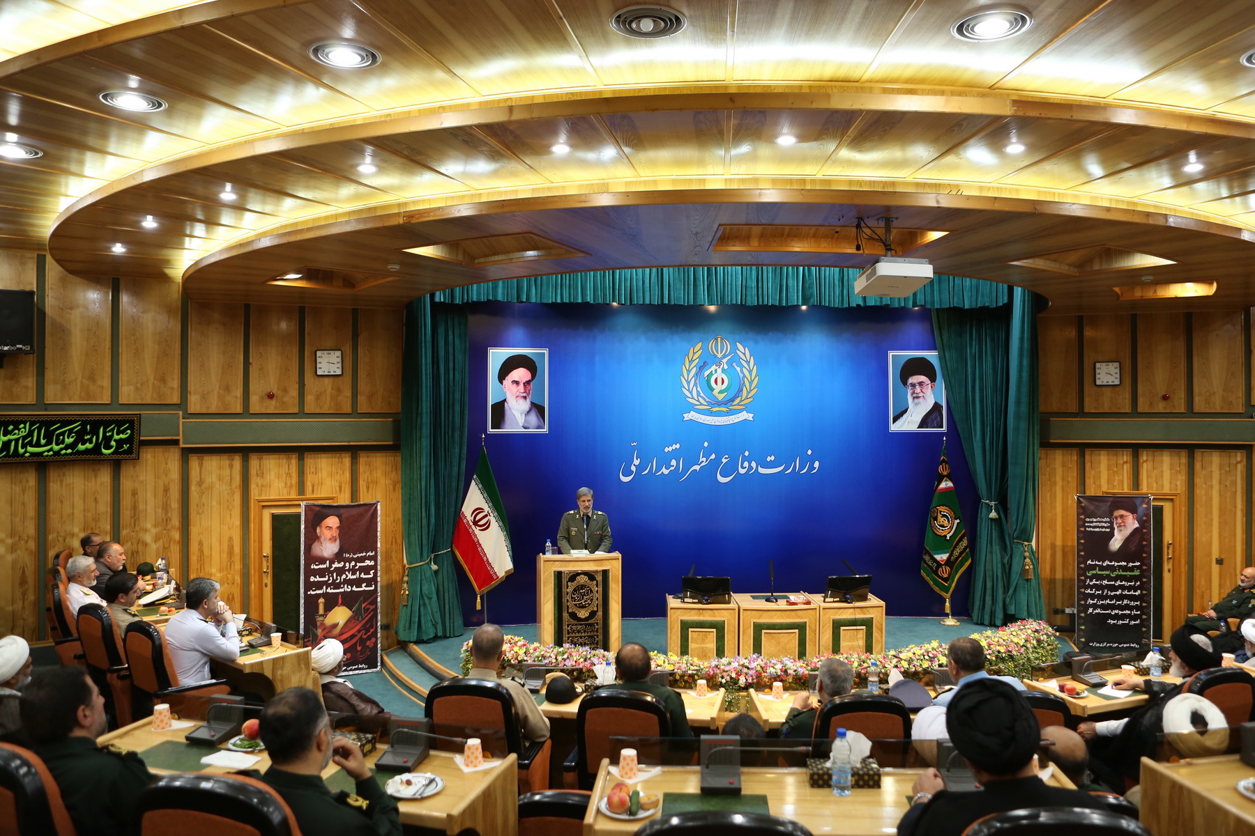 مولفههای تولید امنیت و قدرت را با هم توسعه میدهیم مولفههای تولید امنیت و قدرت را با هم توسعه میدهیم