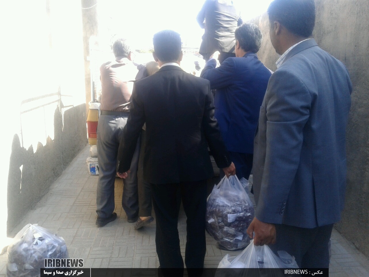 عناب کشاورزان خوسف در چمدان زائران اربعین