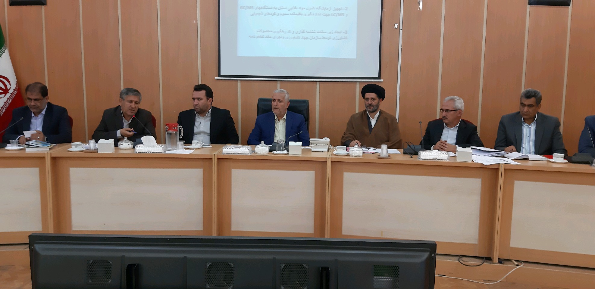 خطر وجود ۹ دکل مخابراتی در مدارس خطر وجود ۹ دکل مخابراتی در مدارس