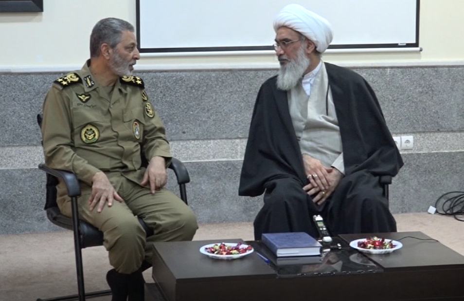 نیروهای مسلح در اوج اقتدار و آمادگی نیروهای مسلح در اوج اقتدار و آمادگی