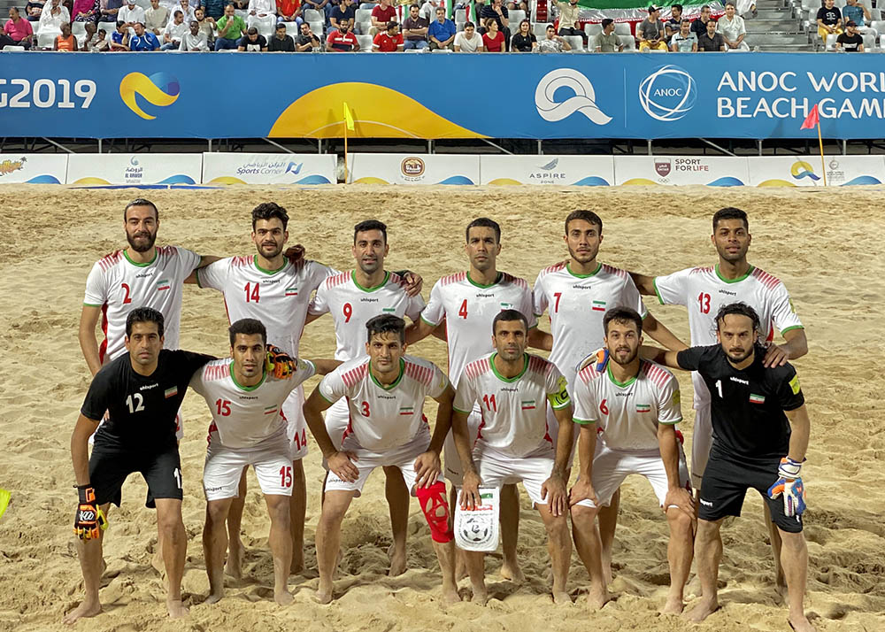 ۱۲ ساحلی باز فوتبال به خط شدند