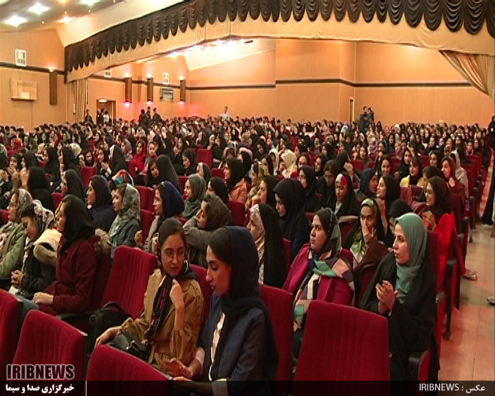 آئین بزرگداشت روز دانشجو در دانشگاه علوم پزشکی کرمان آئین بزرگداشت روز دانشجو در دانشگاه علوم پزشکی کرمان