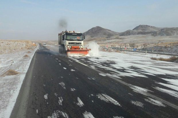 برف و باران در جاده‌های فارس