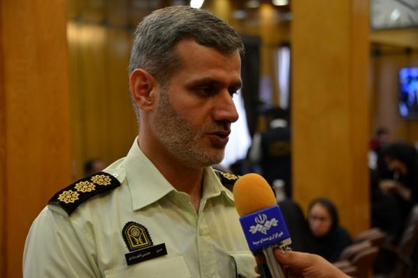 گردشگران خارجي طعمه پلیس های قلابی