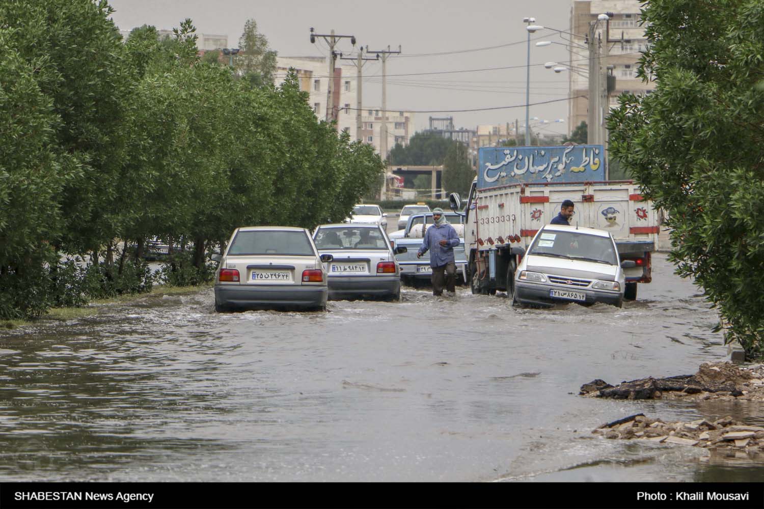 مشکل جدی آبگرفتگی در برخی مناطق اهواز مشکل جدی آبگرفتگی در برخی مناطق اهواز