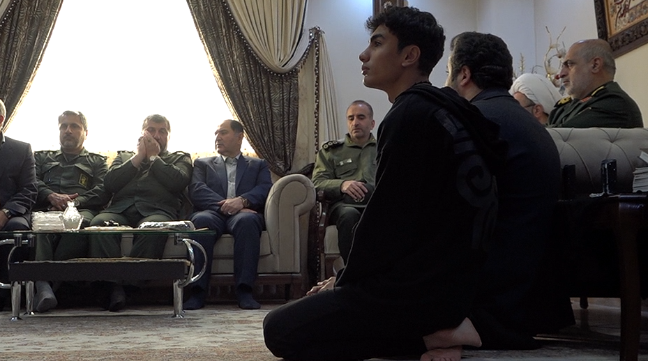 دیدار آیت الله فلاحتی با خانواده شهید مصطفی رضایی دیدار آیت الله فلاحتی با خانواده شهید مصطفی رضایی