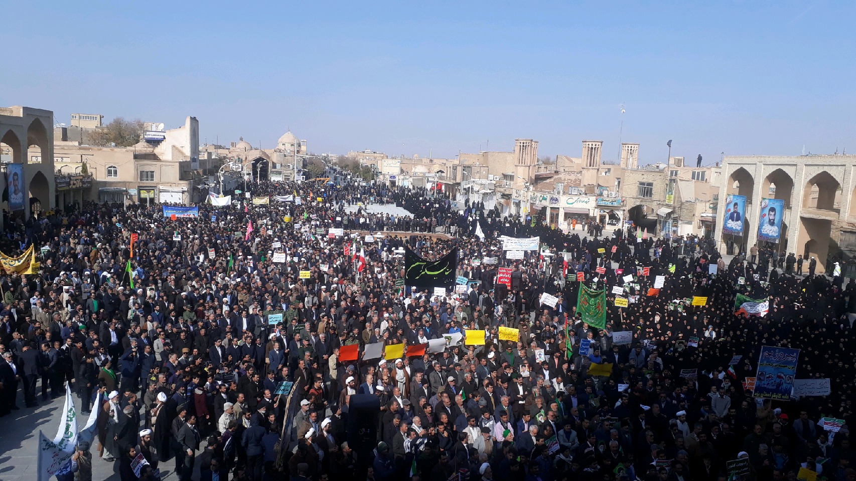 شور حضور مردم دارالعباده در دفاع از امنیت کشور