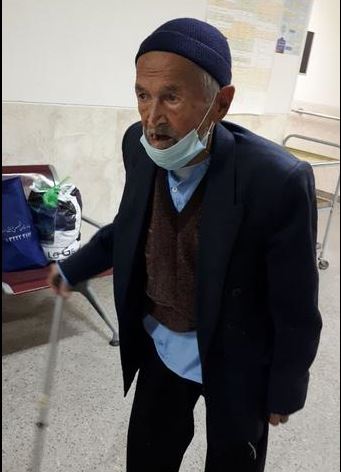 پدربزرگ ۹۱ ساله اردکانی کرونا را شکست داد پدربزرگ ۹۱ ساله اردکانی کرونا را شکست داد