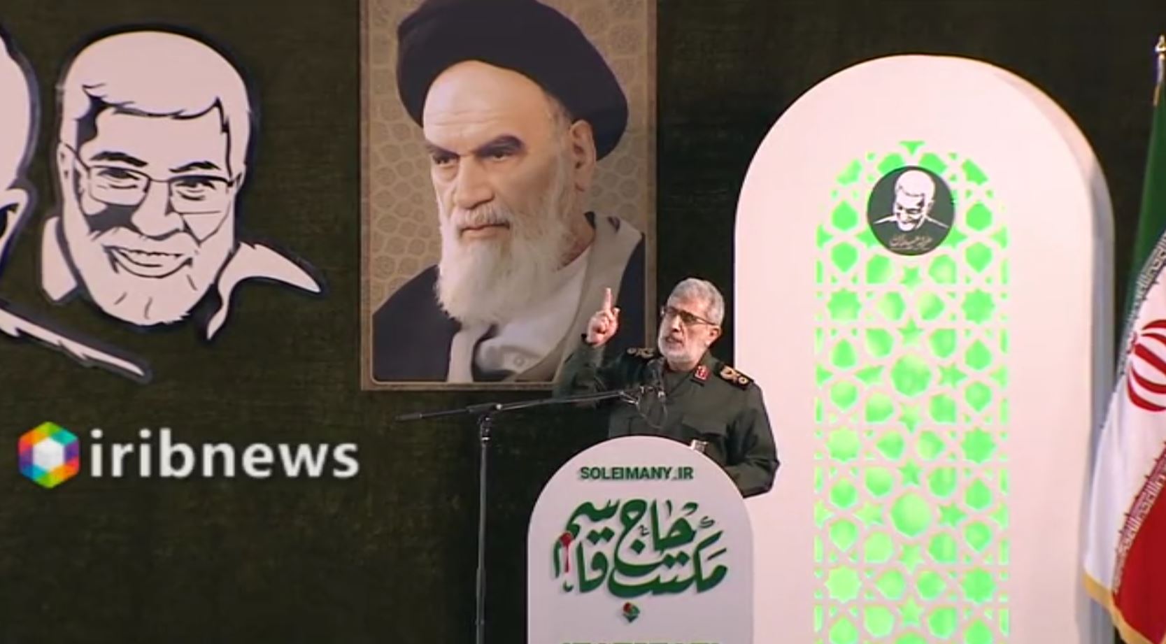 راه شهید سلیمانی در پرتو رهبر انقلاب ادامه دارد راه شهید سلیمانی در پرتو رهبر انقلاب ادامه دارد