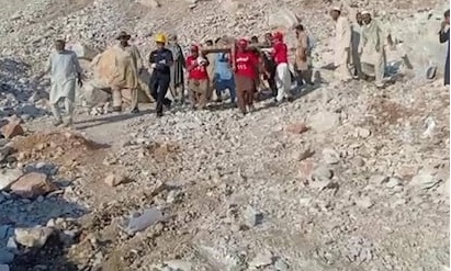 داعش مسئولیت حمله تروریستی پاکستان را برعهده گرفت داعش مسئولیت حمله تروریستی پاکستان را برعهده گرفت